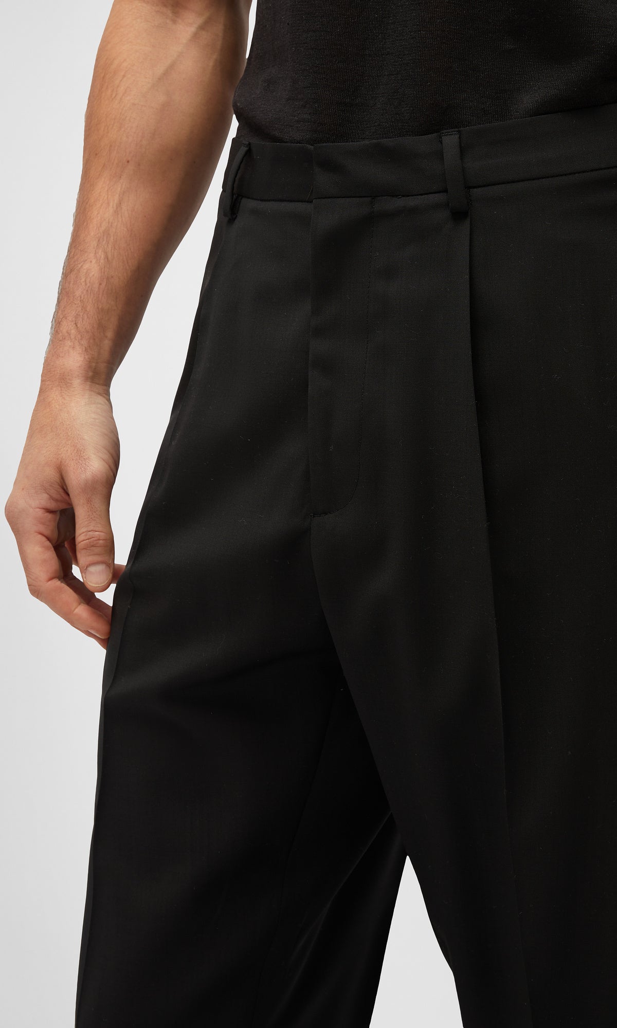 Lightweight Wool Tailored Trousers